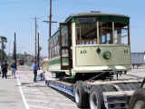 332 unloading 1 sm.JPG (111867 bytes)