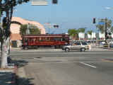 500 Crossing 5th St NB sm.JPG (103326 bytes)